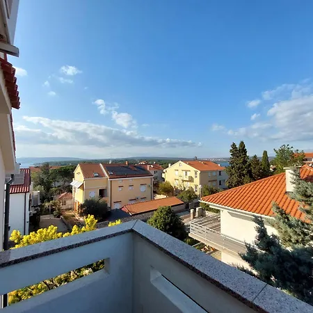Romana